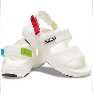 CROCS🐊NWT ALL TERRAIN ⛰️🏞️🌺💦 WHITE W/ MULTI COLORED STRAPS SANDALS 🩴 SIZE 8